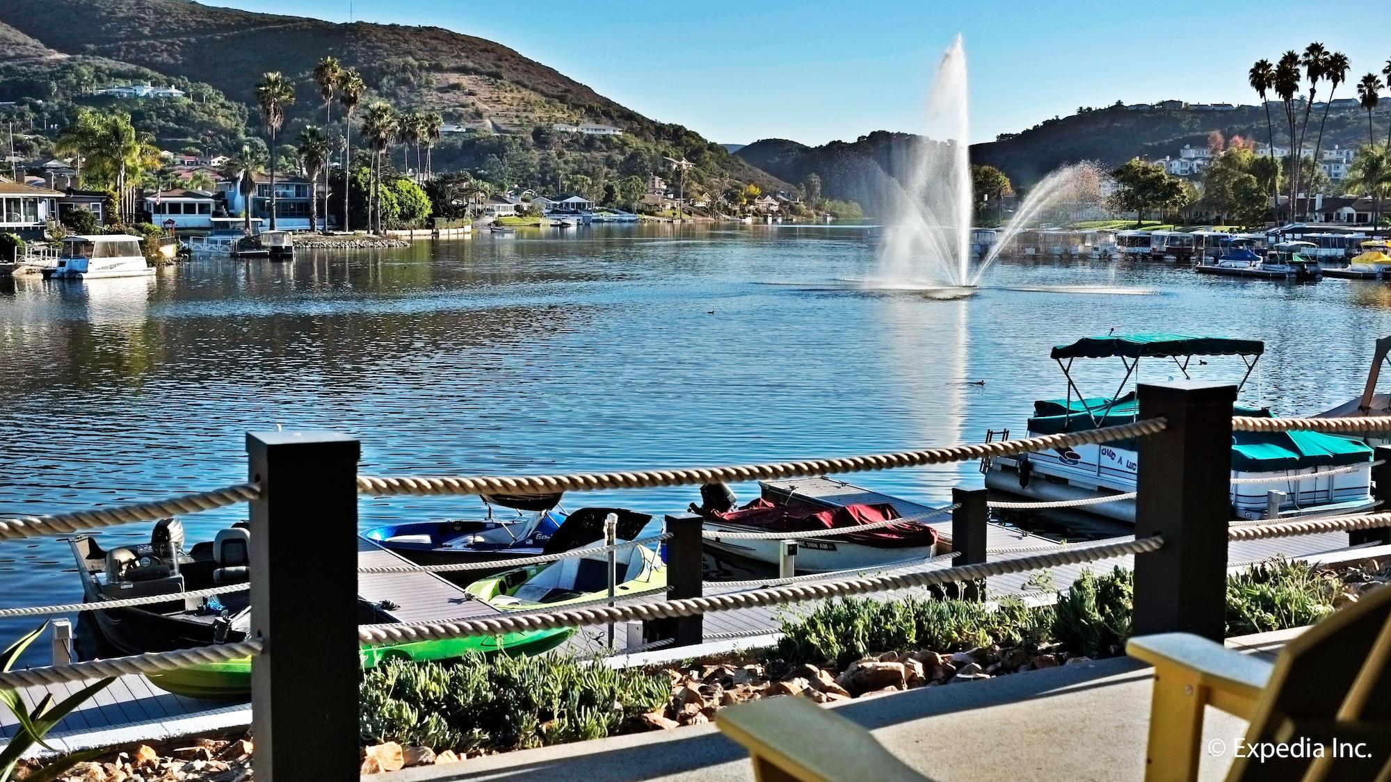 Lakehouse Resort 샌마커스 외부 사진
