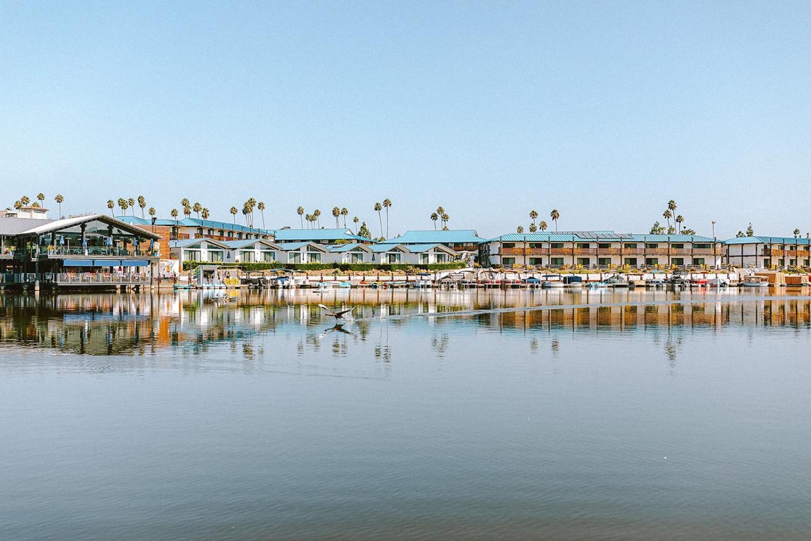 Lakehouse Resort 샌마커스 외부 사진